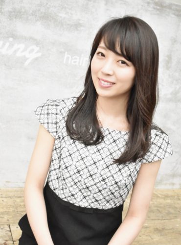 ダークグレージュセミロング